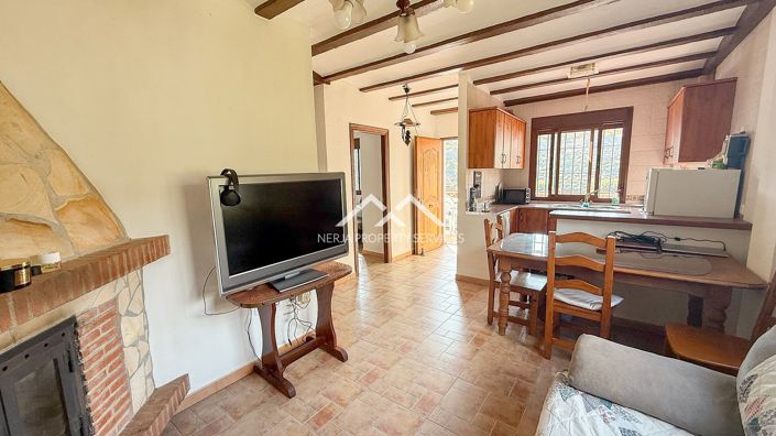 Image No.7-2 Bed Property for sale