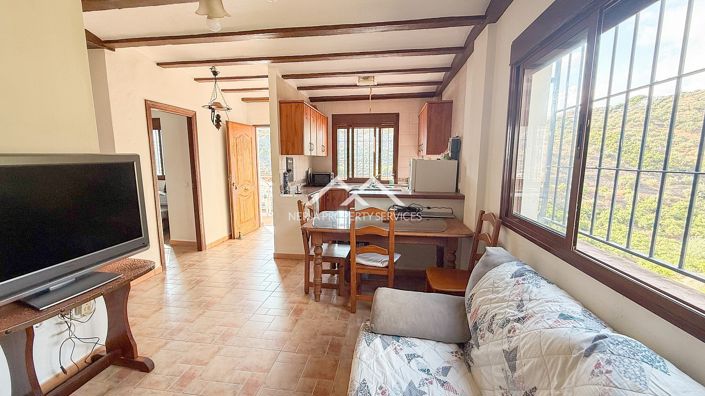 Image No.8-2 Bed Property for sale