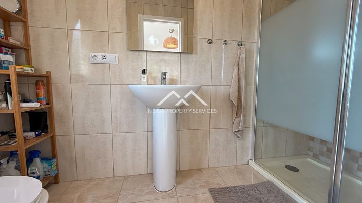 Image No.23-3 Bed Villa for sale