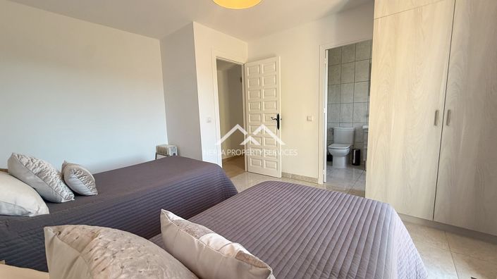 Image No.25-3 Bed Villa for sale