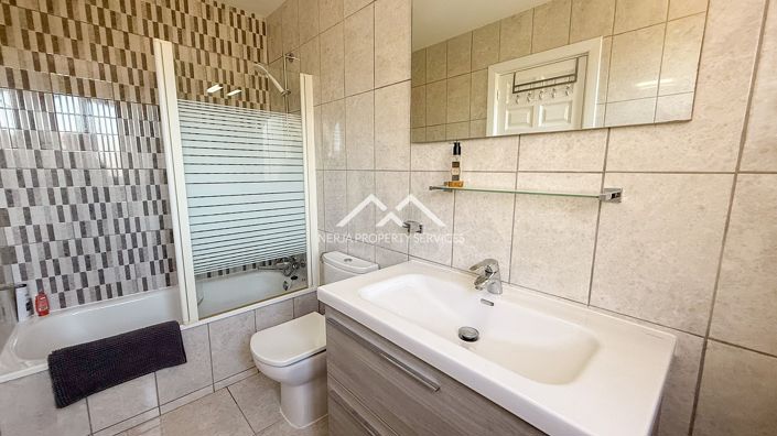 Image No.26-3 Bed Villa for sale