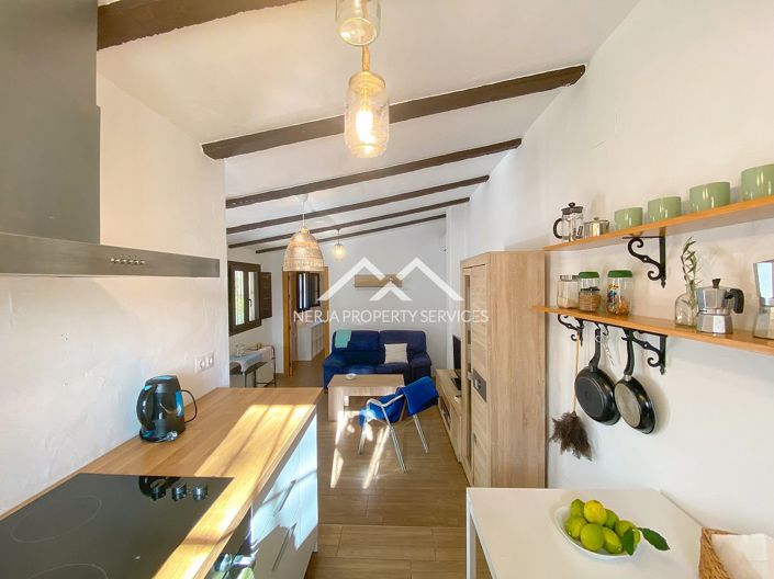 Image No.17-2 Bed Property for sale