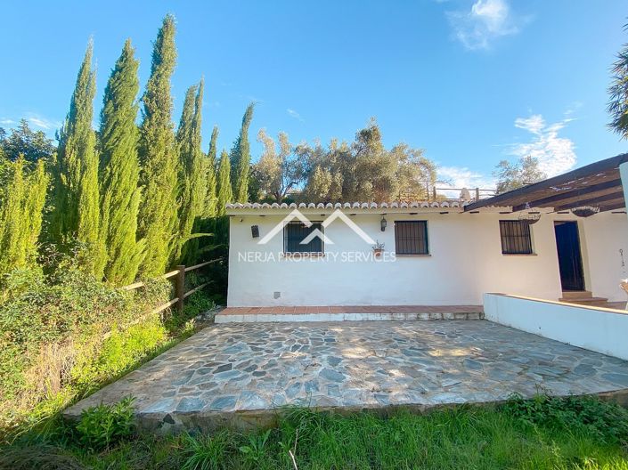 Image No.30-2 Bed Property for sale