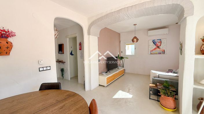 Image No.19-3 Bed House for sale