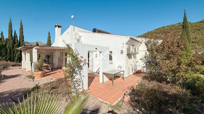 Image No.3-3 Bed House for sale