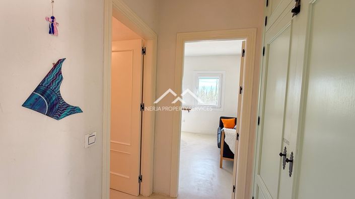 Image No.23-3 Bed House for sale