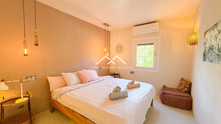 Image No.24-3 Bed House for sale