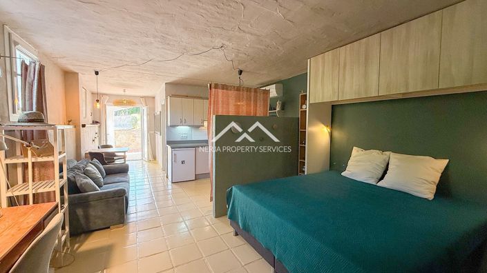 Image No.40-3 Bed House for sale