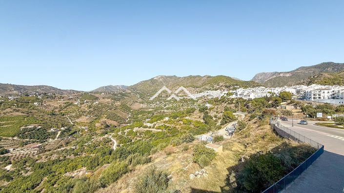 Image No.42-4 Bed Villa for sale