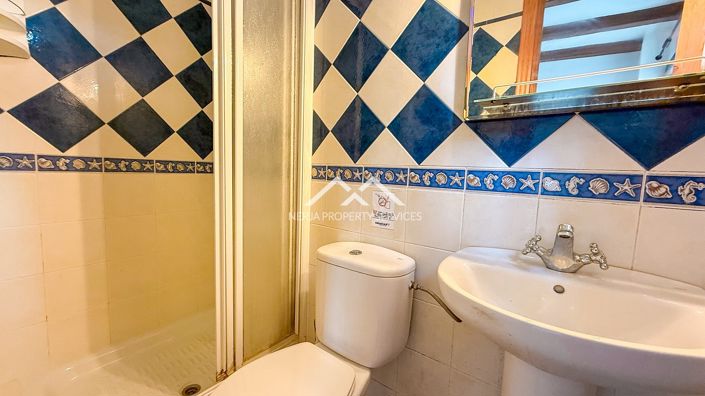 Image No.19-2 Bed Property for sale