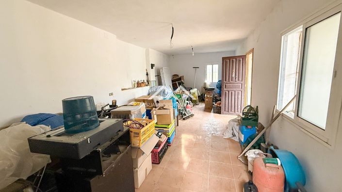 Image No.23-2 Bed Property for sale