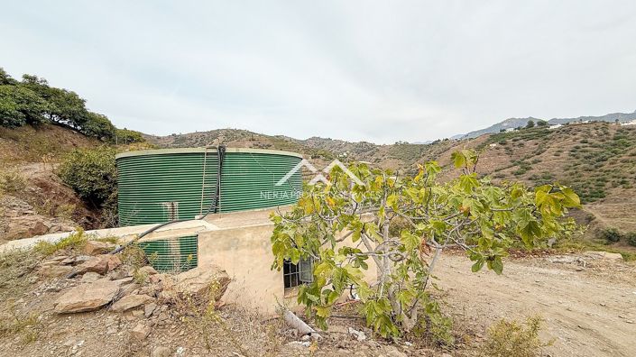 Image No.27-2 Bed Property for sale