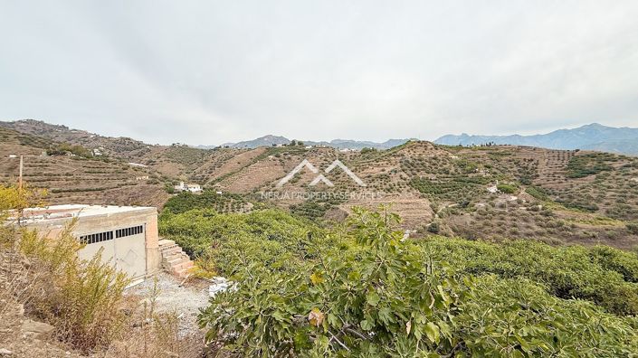 Image No.29-2 Bed Property for sale