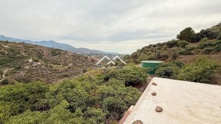 Image No.35-2 Bed Property for sale