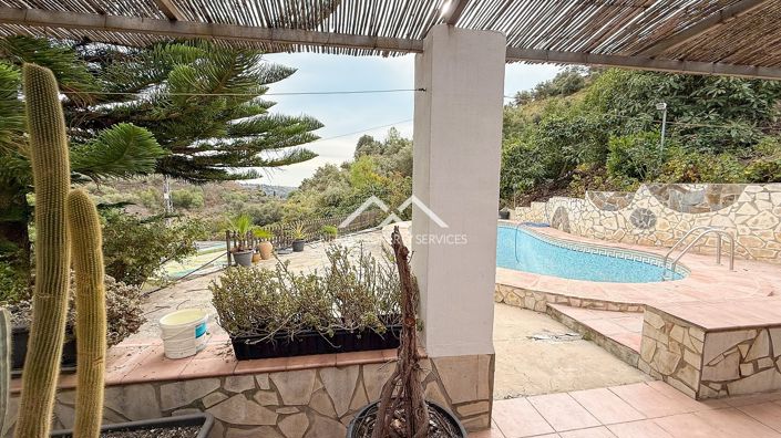 Image No.4-2 Bed Property for sale