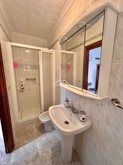 Image No.11-2 Bed Townhouse for sale