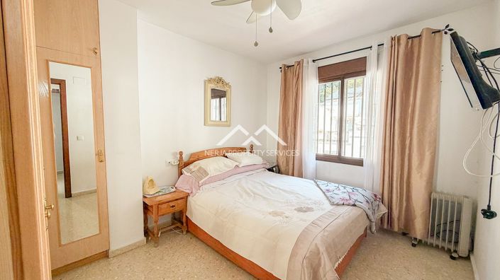 Image No.13-2 Bed Apartment for sale