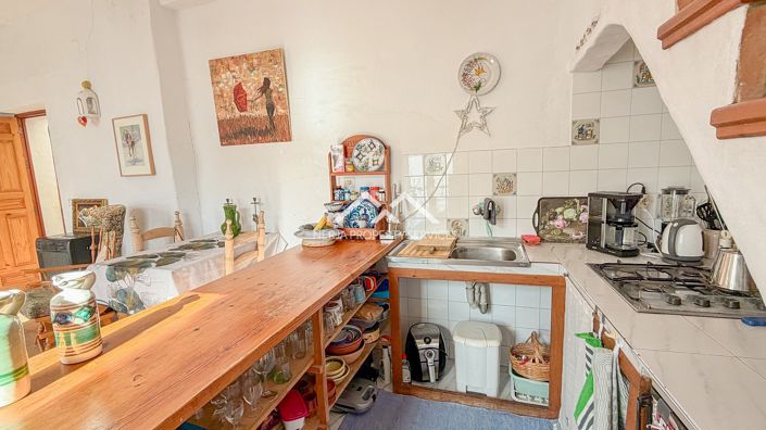 Image No.11-2 Bed Townhouse for sale