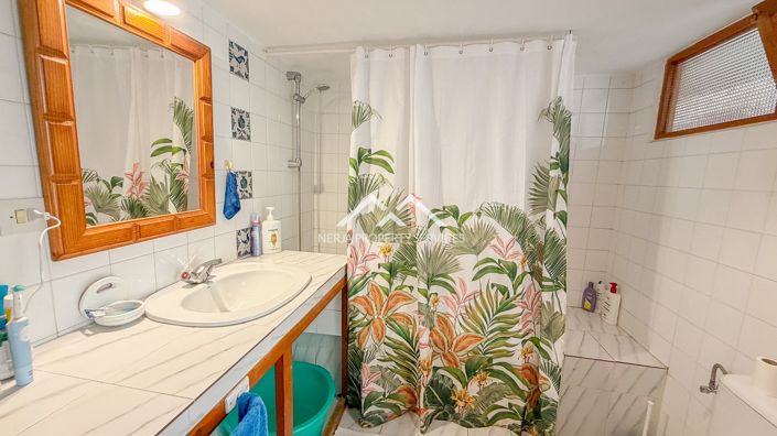 Image No.17-2 Bed Townhouse for sale