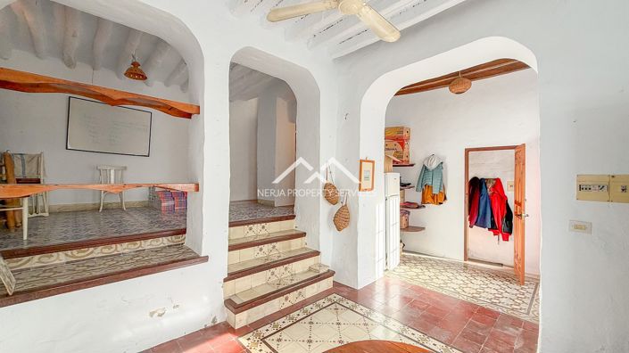 Image No.29-2 Bed Townhouse for sale