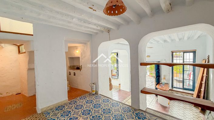 Image No.32-2 Bed Townhouse for sale