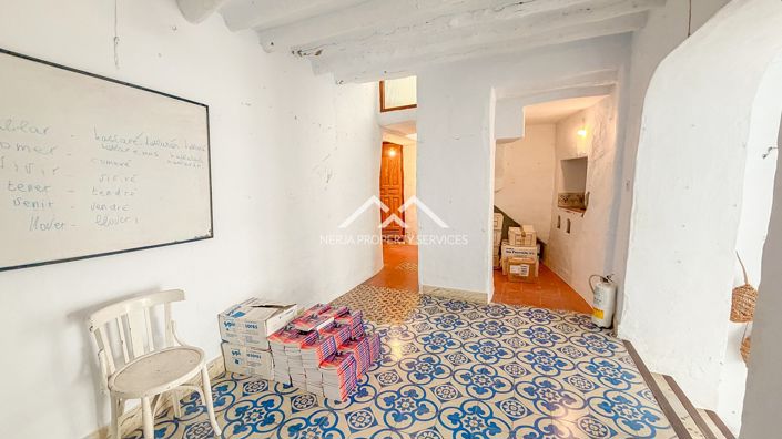 Image No.33-2 Bed Townhouse for sale