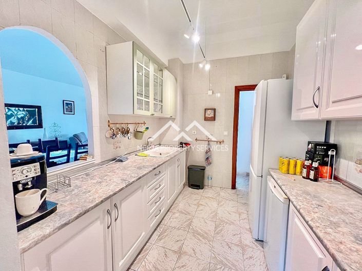 Image No.20-3 Bed Property for sale