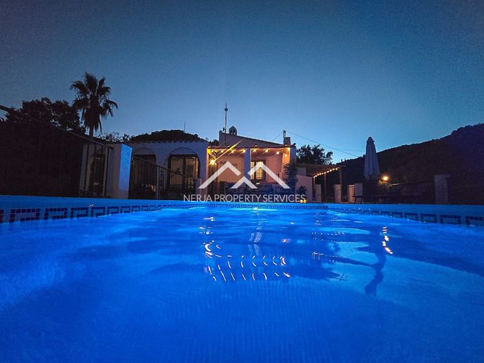 Image No.45-3 Bed Property for sale