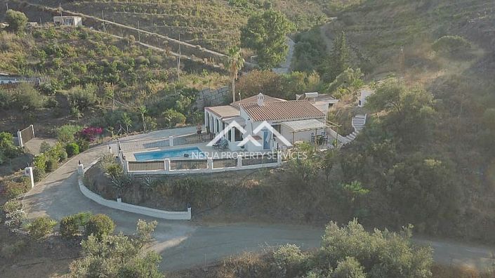 Image No.49-3 Bed Property for sale