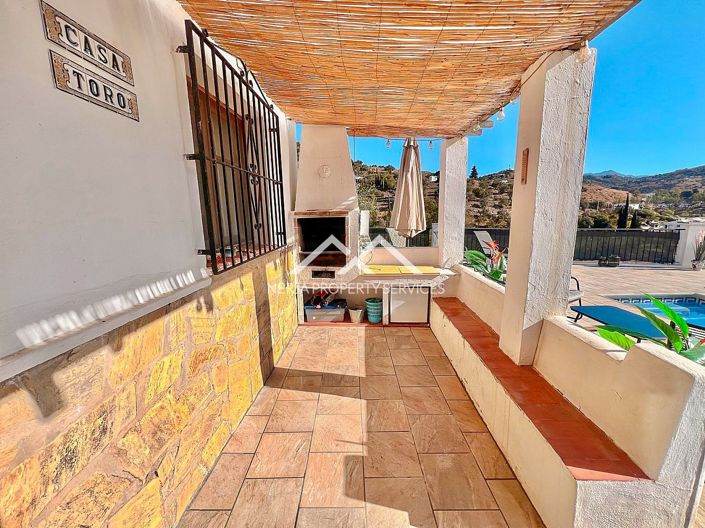 Image No.6-3 Bed Property for sale