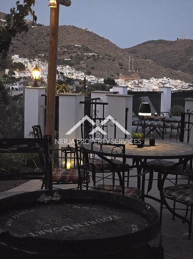 Image No.9-3 Bed Property for sale