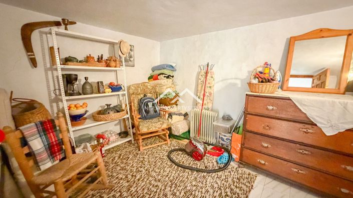 Image No.15-2 Bed Townhouse for sale