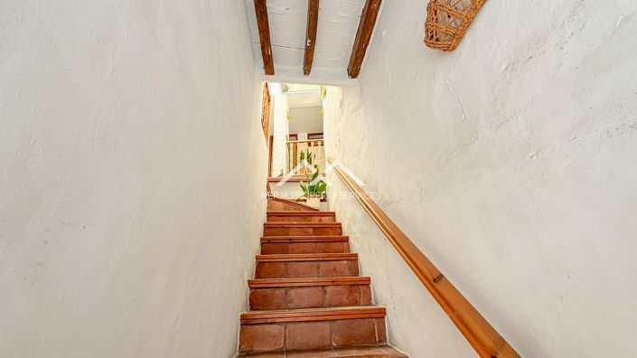 Image No.25-2 Bed Townhouse for sale