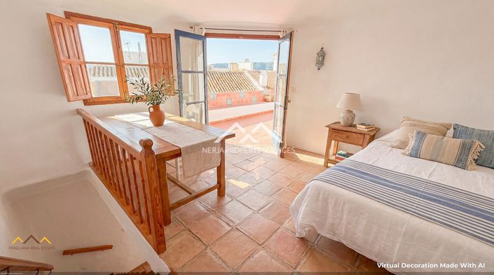 Image No.28-2 Bed Townhouse for sale