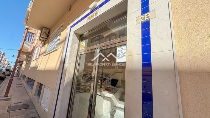 Image No.23-Appartement de 2 chambres à vendre à Torrox