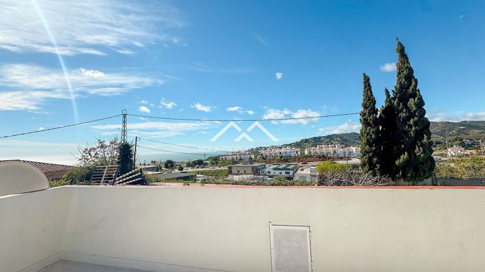 Image No.26-3 Bed Villa for sale