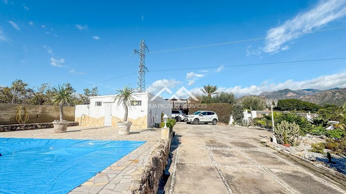 Image No.3-3 Bed Villa for sale