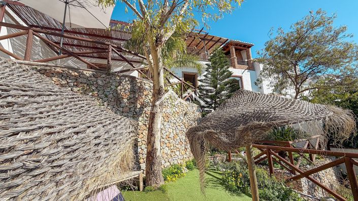 Image No.36-5 Bed Property for sale