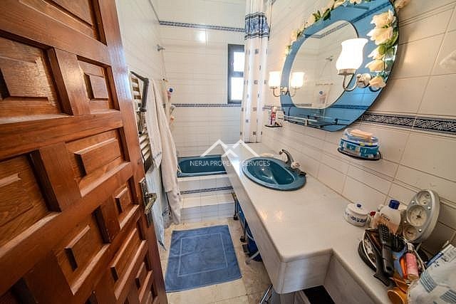 Image No.16-6 Bed Villa for sale