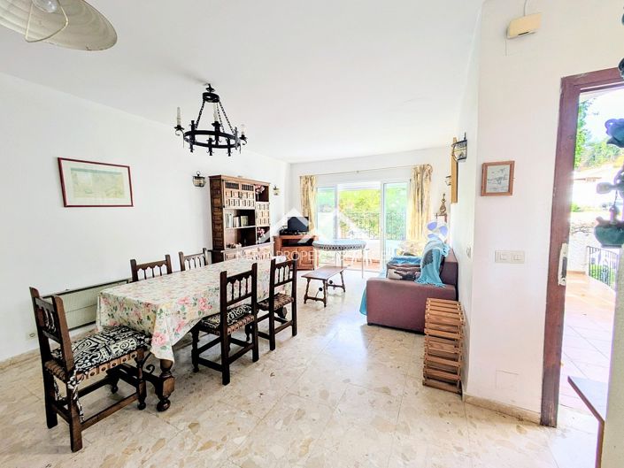 Image No.22-6 Bed Villa for sale