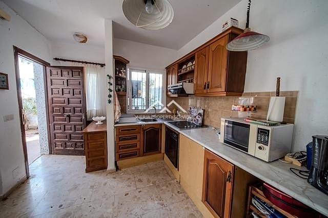 Image No.24-6 Bed Villa for sale