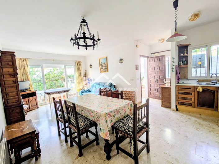 Image No.27-6 Bed Villa for sale