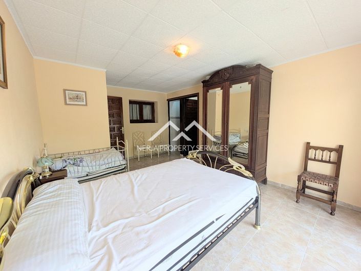 Image No.35-6 Bed Villa for sale