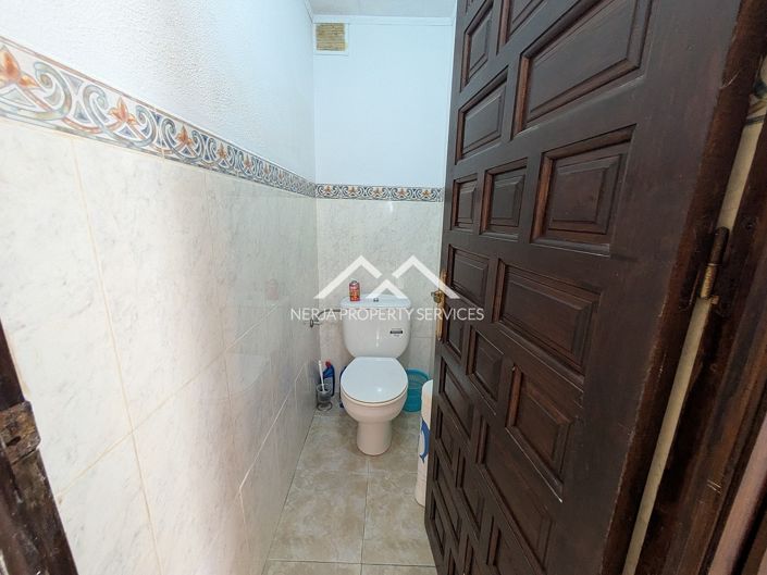 Image No.41-6 Bed Villa for sale