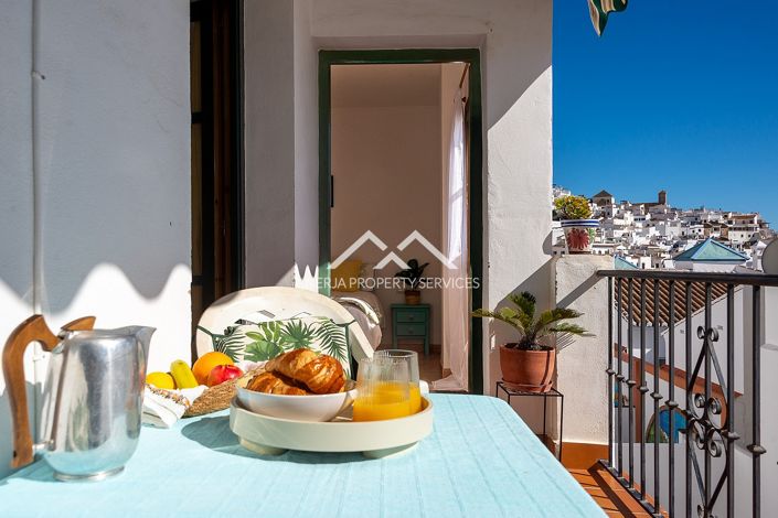 Image No.18-2 Bed Apartment for sale