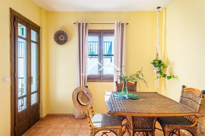 Image No.22-2 Bed Apartment for sale