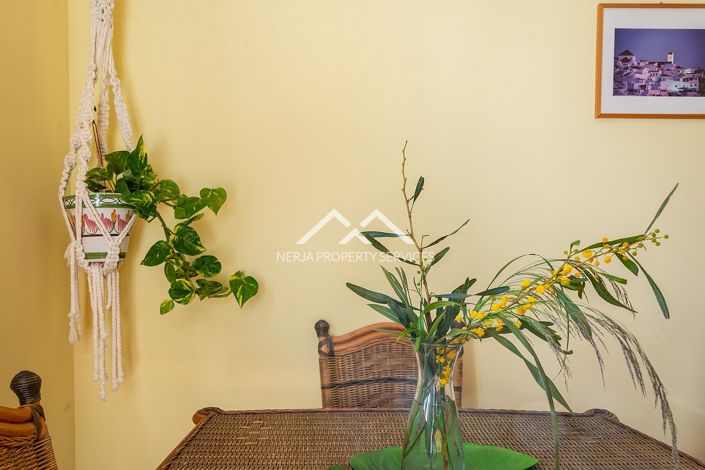 Image No.24-2 Bed Apartment for sale