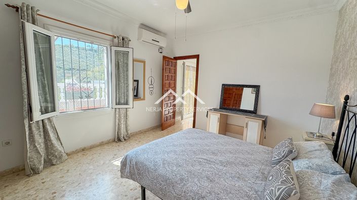 Image No.32-4 Bed Villa for sale