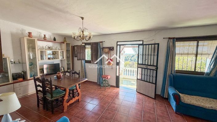 Image No.13-4 Bed Property for sale