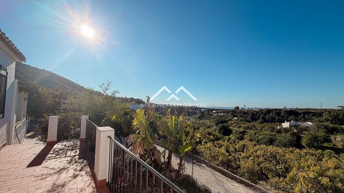 Image No.26-4 Bed Property for sale